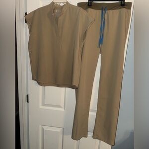 Tan figs scrubs barely worn!